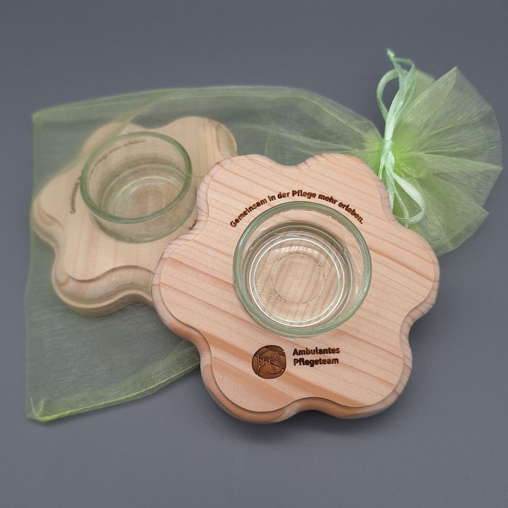 Lasergravur auf Teelichthaltern