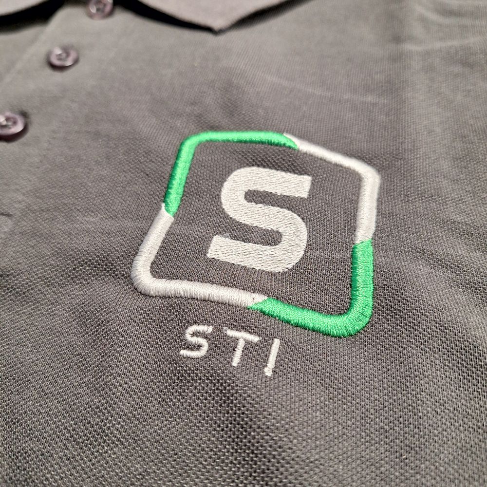 Polo-Shirts mit 2-farbigem Logostick